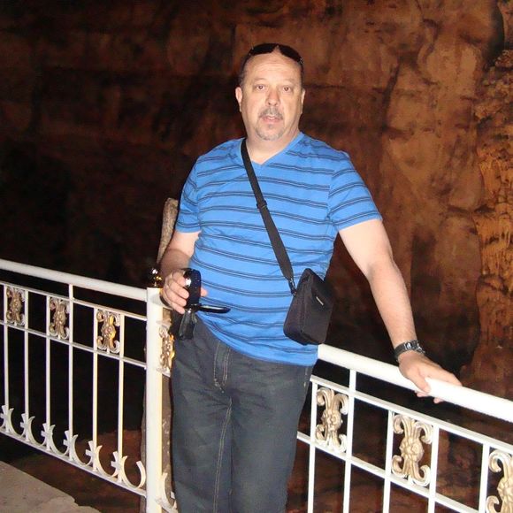 Meet your Posher, Benhadji - Picture 1 of 1